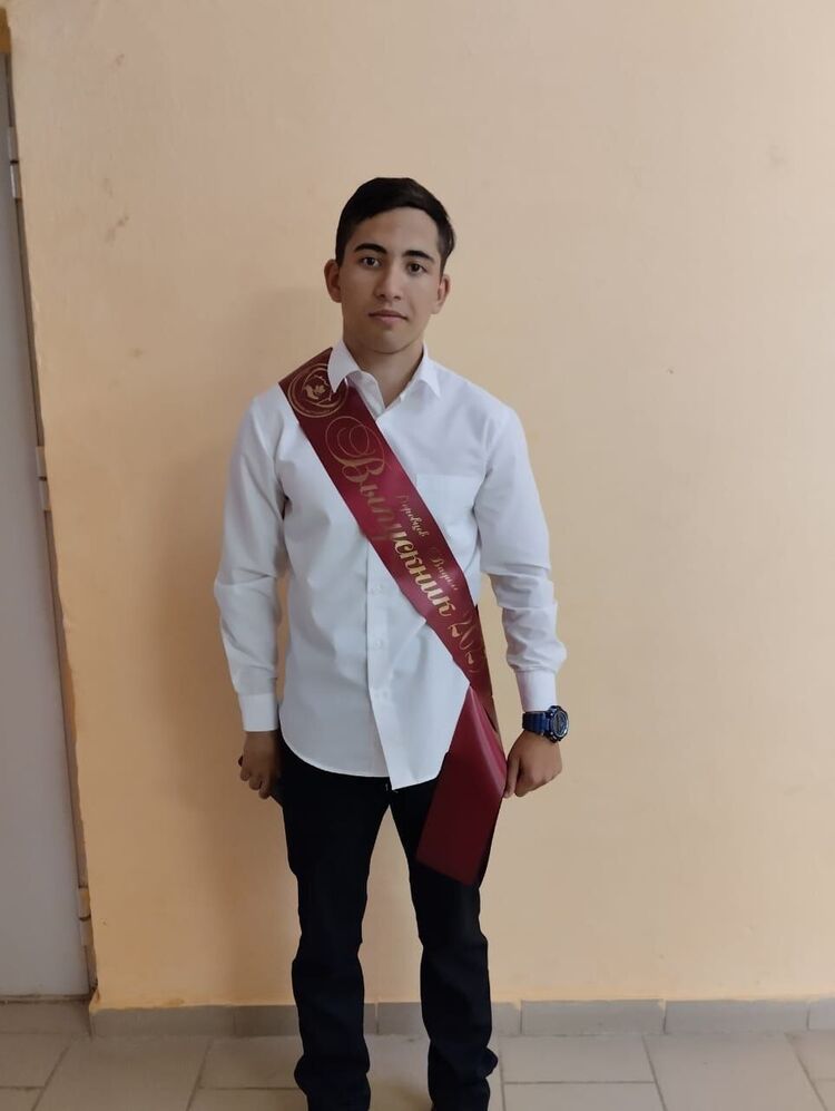  46835260  , 19 ,    