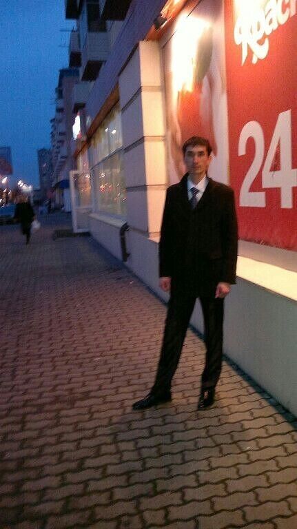  52571180  Ruslan, 40 ,    