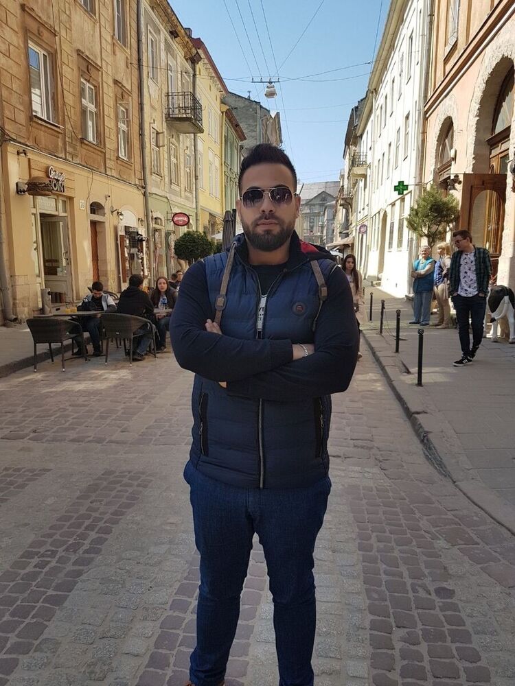  20678380  Mekhael, 34 ,    