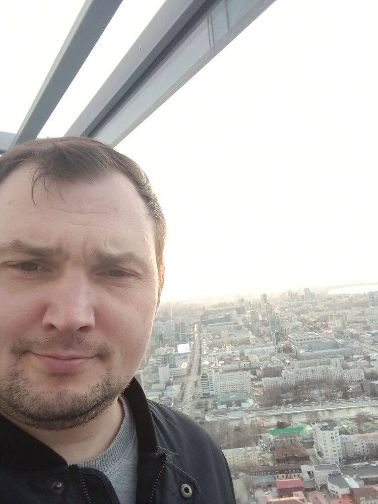 ���� 43977330 ������� Golden, 37 ���, ���� ���������� � �����