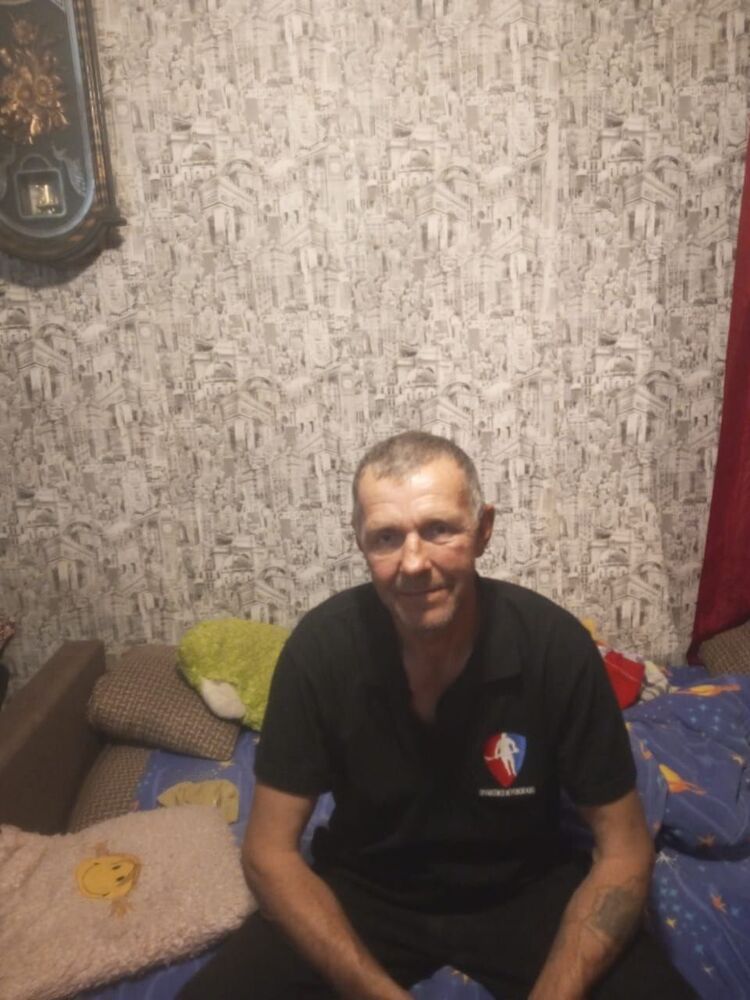  41555180  , 57 ,    