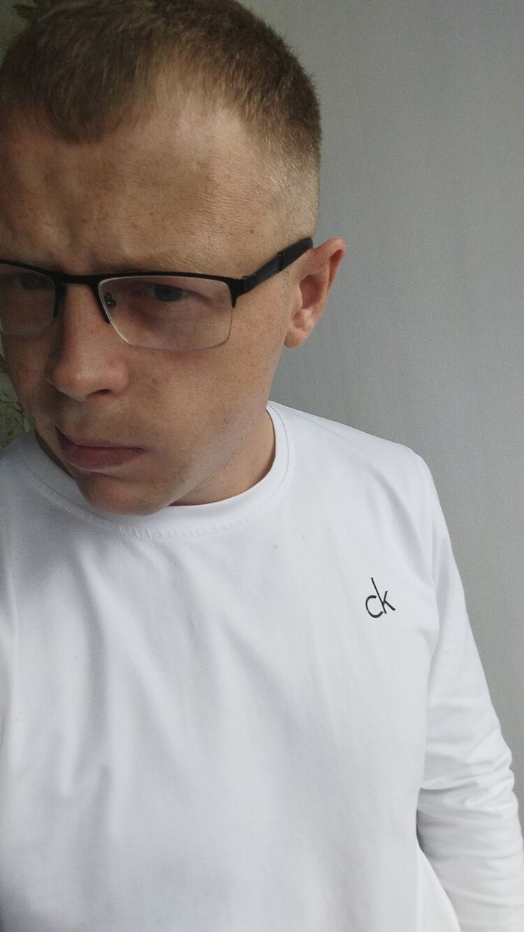  34289930  , 28 ,    