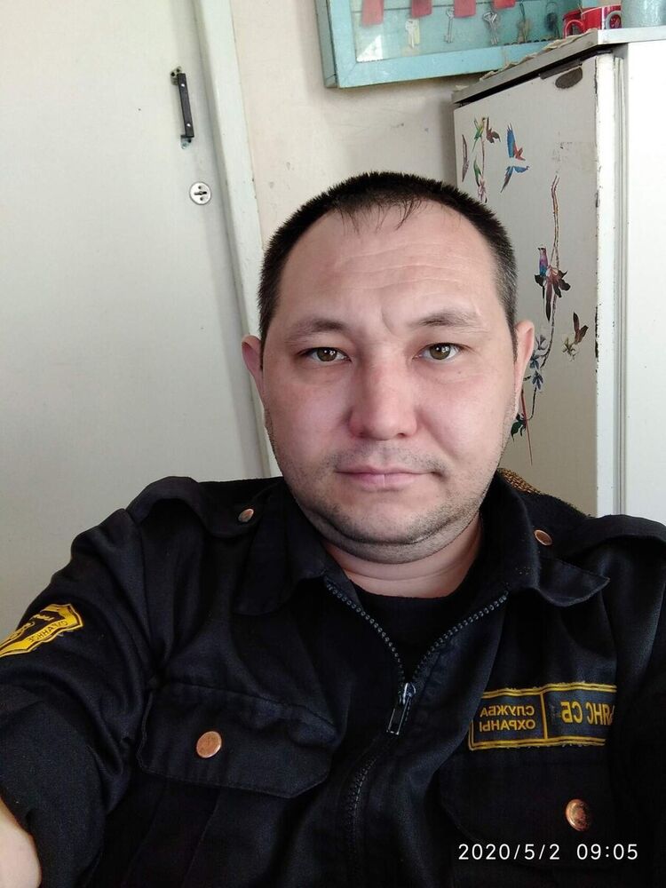  21676530  , 41 ,    