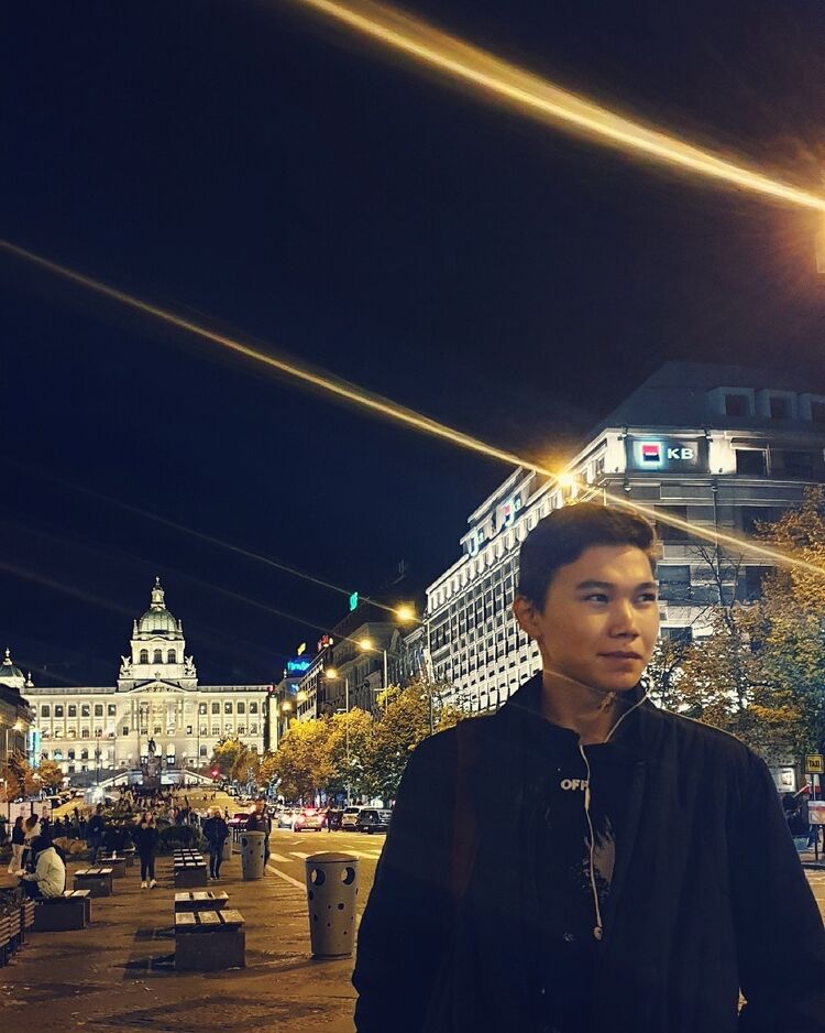  ,   , 24 ,   ,   