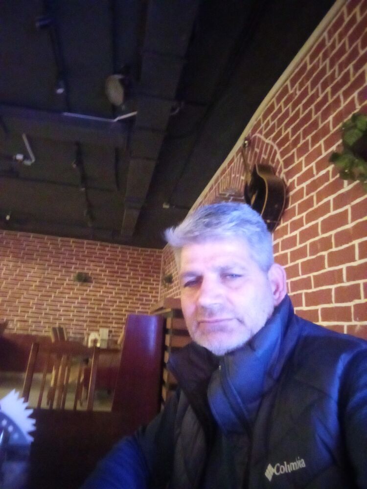  42934490  Mustafa, 48 ,    