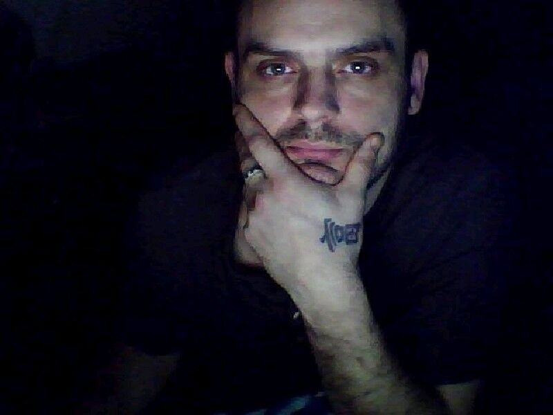  18833420  Aleksandr, 46 ,     