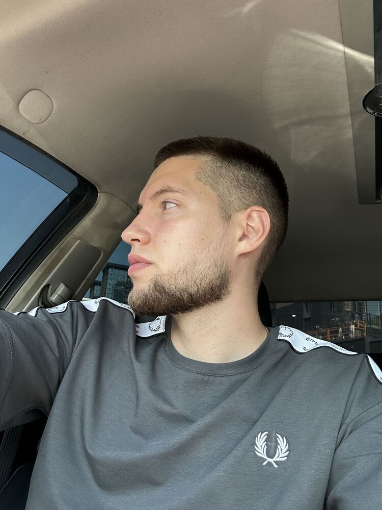 52885680  , 23 ,    
