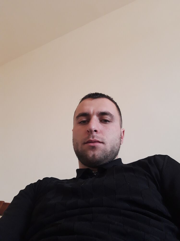 36369210  GEVORG, 32 ,    