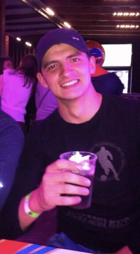  49762140  , 30 ,    -