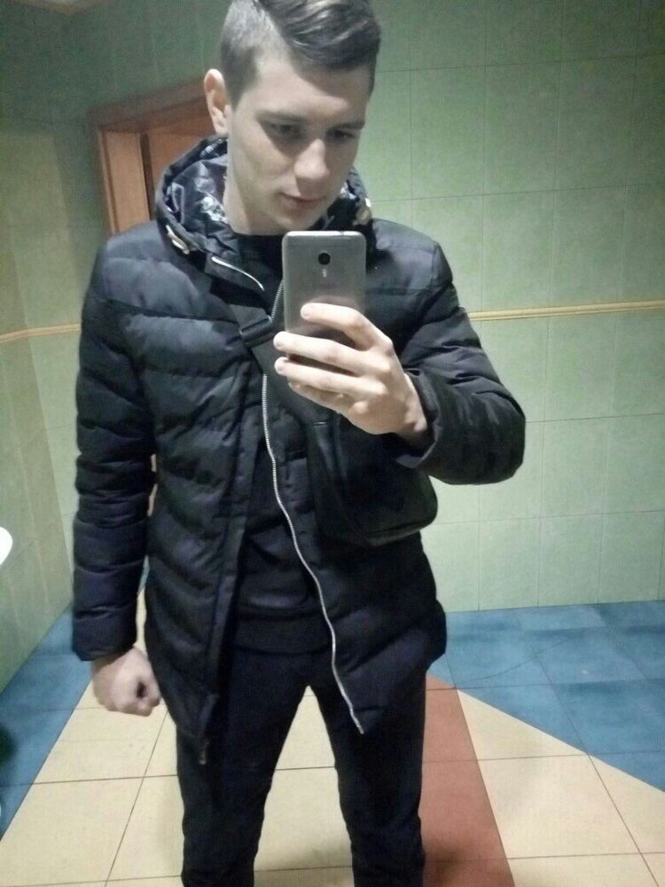  ,   Leo, 27 ,   