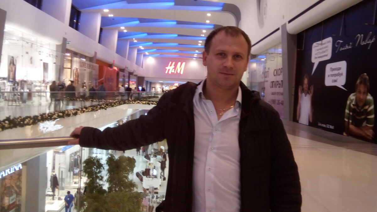  9561880  , 47 ,    -