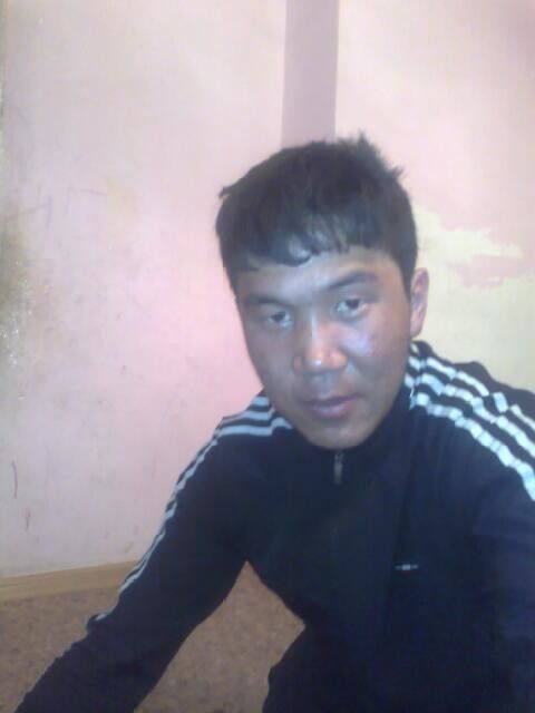  5784060  Erzhan, 31 ,    