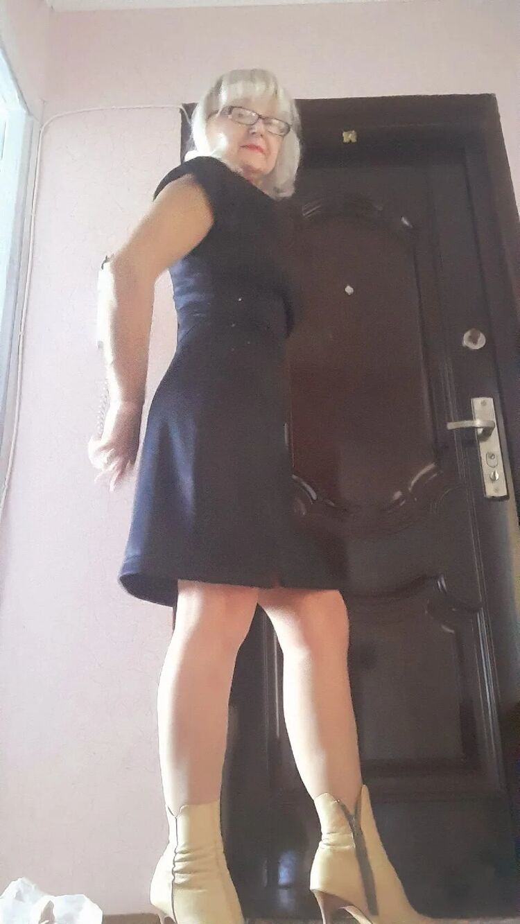  53283220  , 56 ,    
