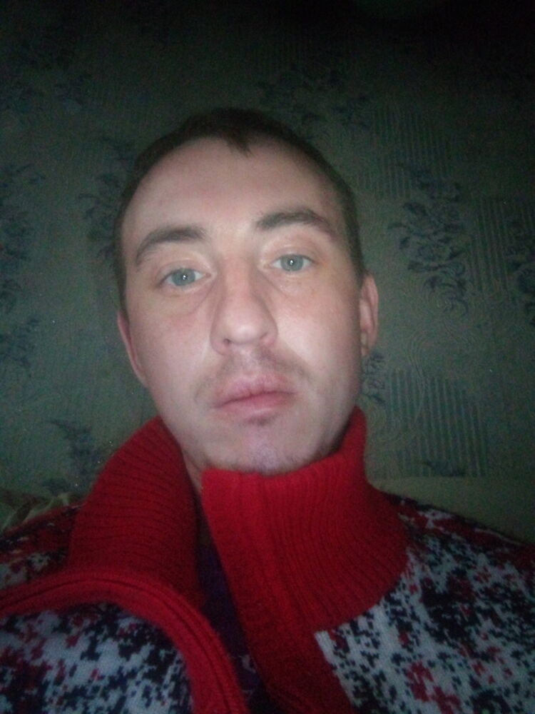  33276590  , 28 ,    