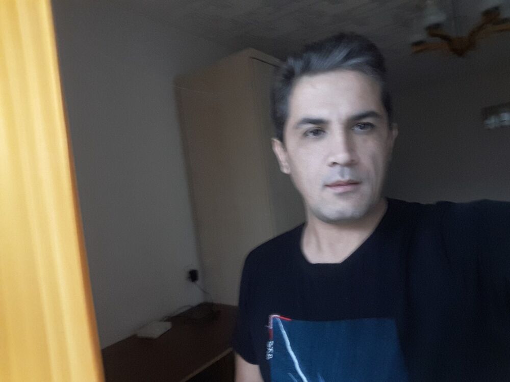  ,   Husen, 43 ,   ,   , c 
