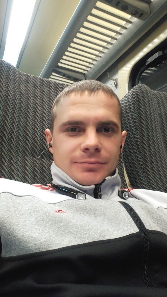  ,   Vasilii, 28 ,   ,   , c 