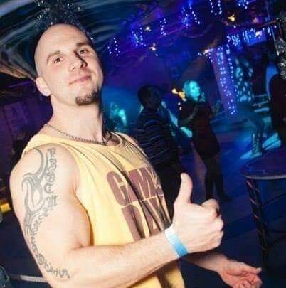 31223950  Andre, 35 ,    