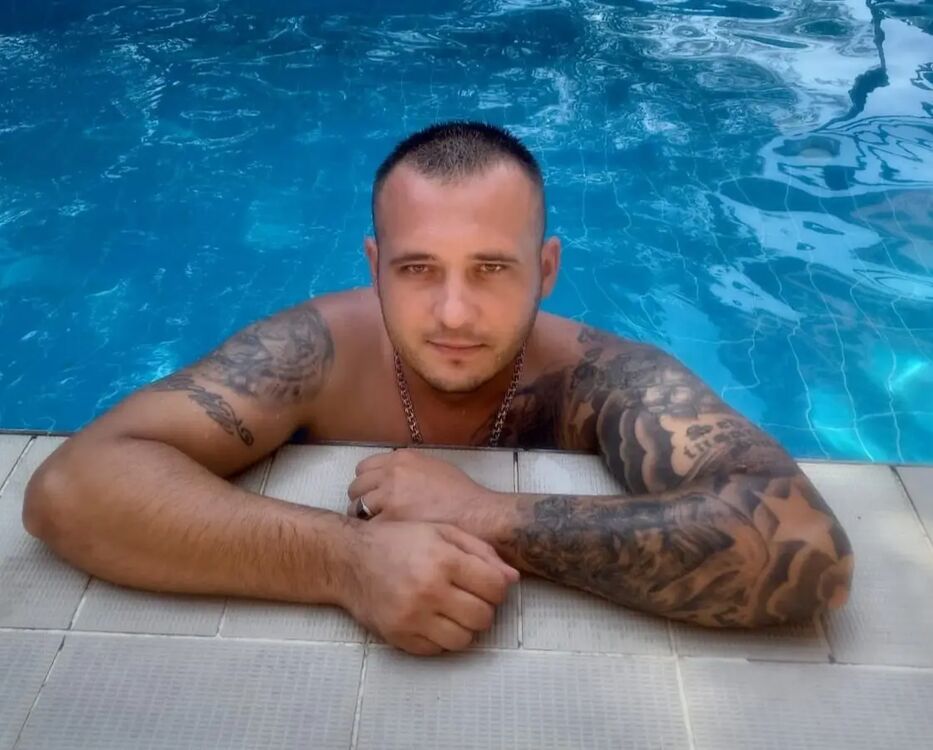  ,   Ivan, 32 ,   ,   , 