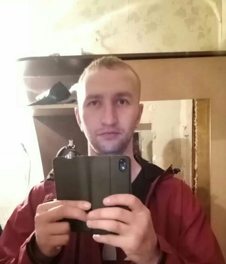  -,   Artem, 36 ,   ,   , c , 