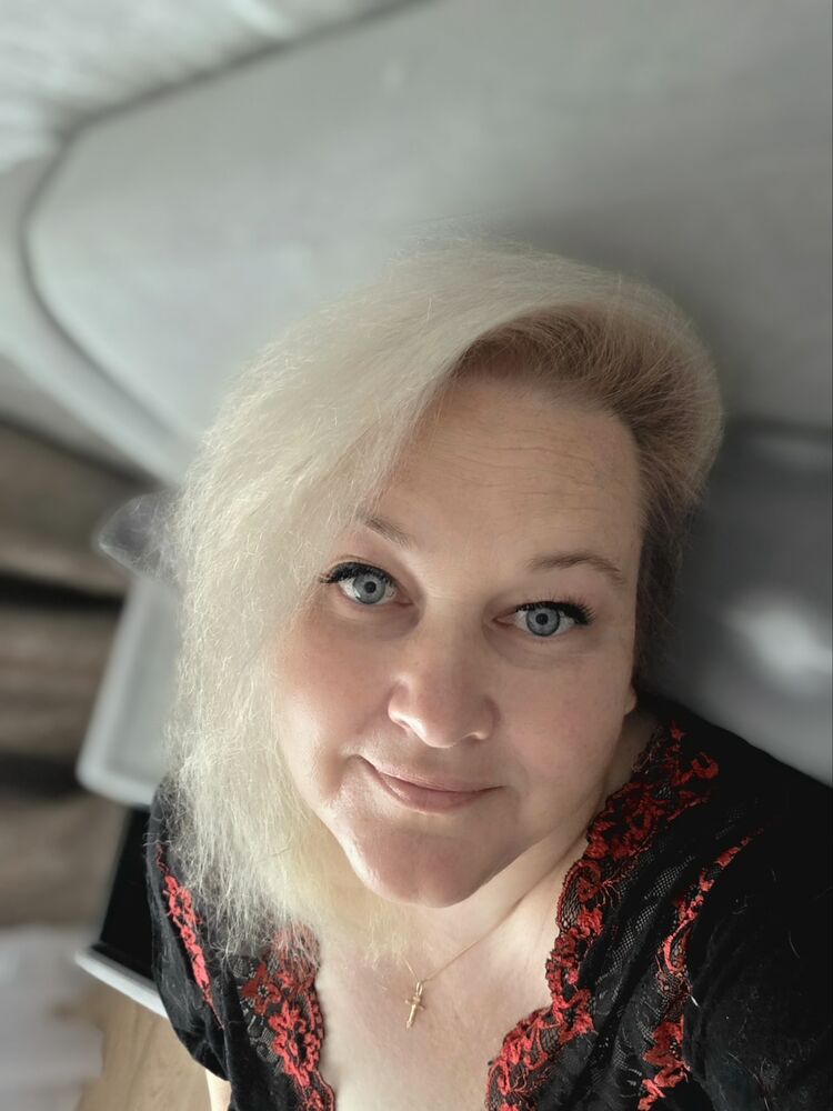  ,   Lena, 50 ,   c , 