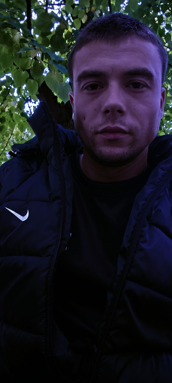  54108160  Maks, 29 ,    