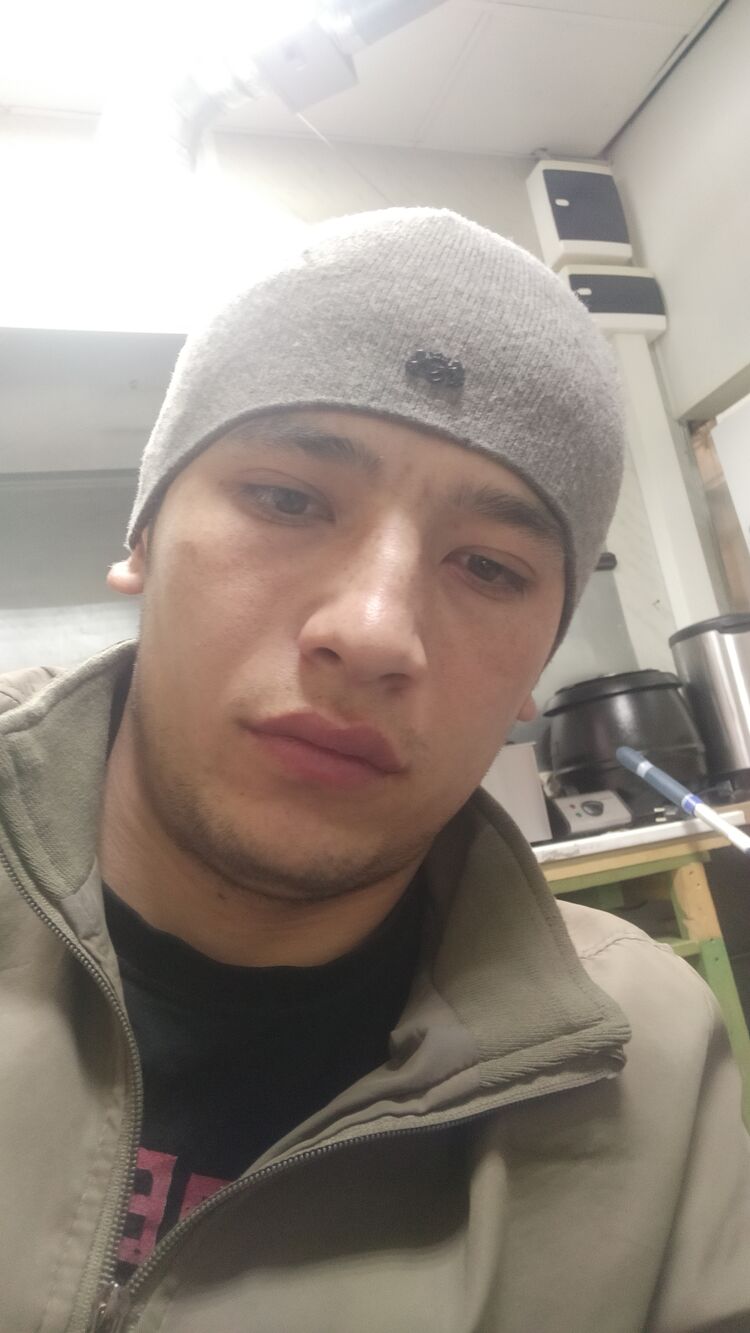  Naaldwijk,   Bexruz, 25 ,   ,   