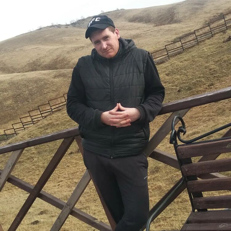  27820570  , 32 ,    