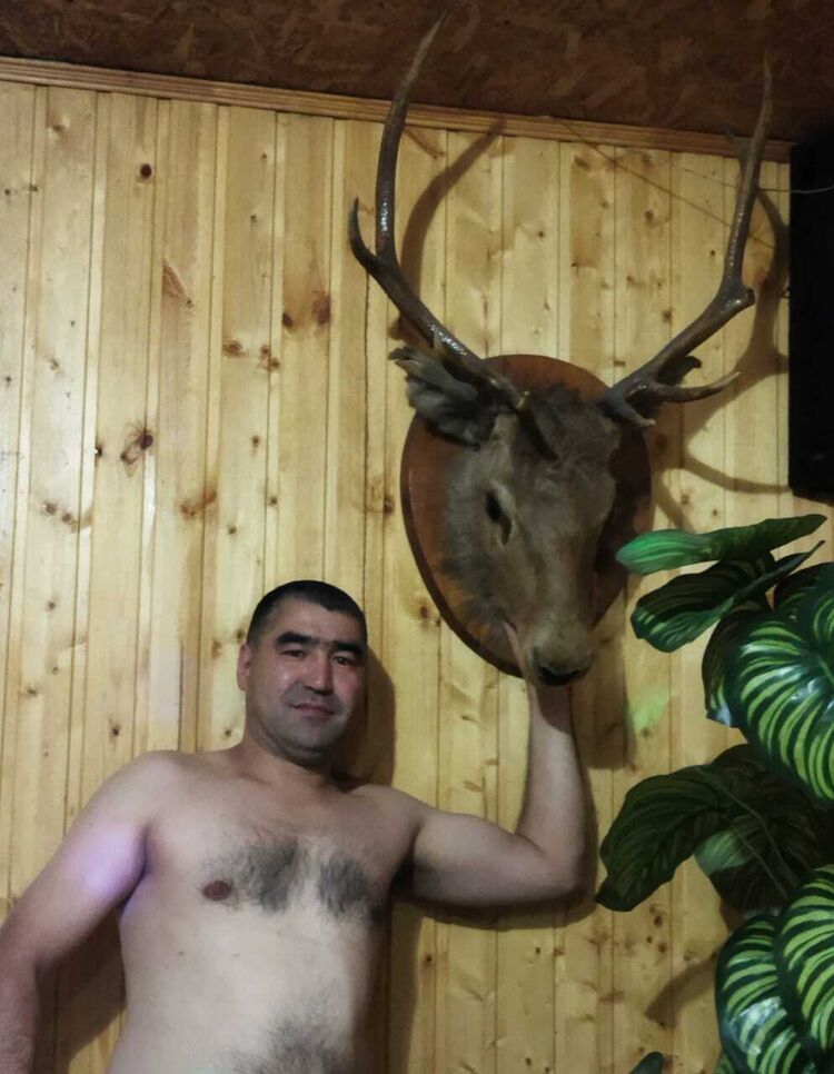  ,   Daniar, 43 ,     , c 