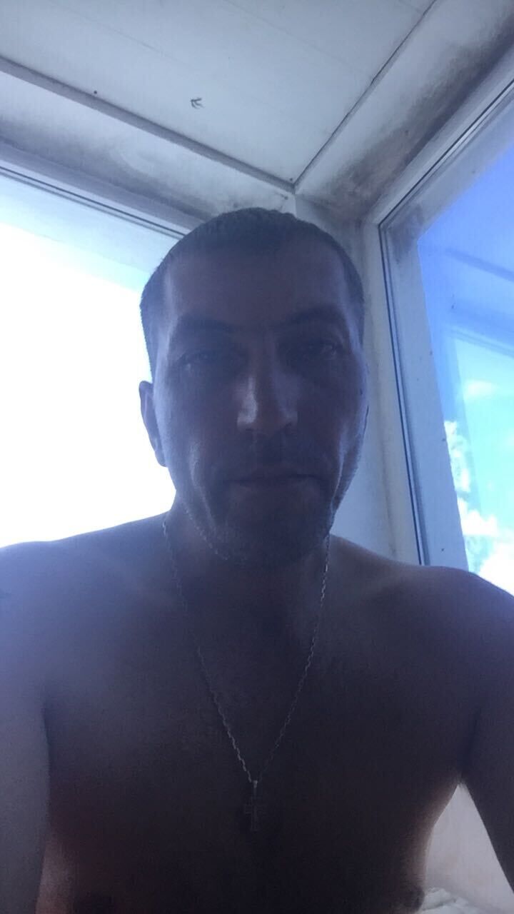  28106640  , 44 ,    