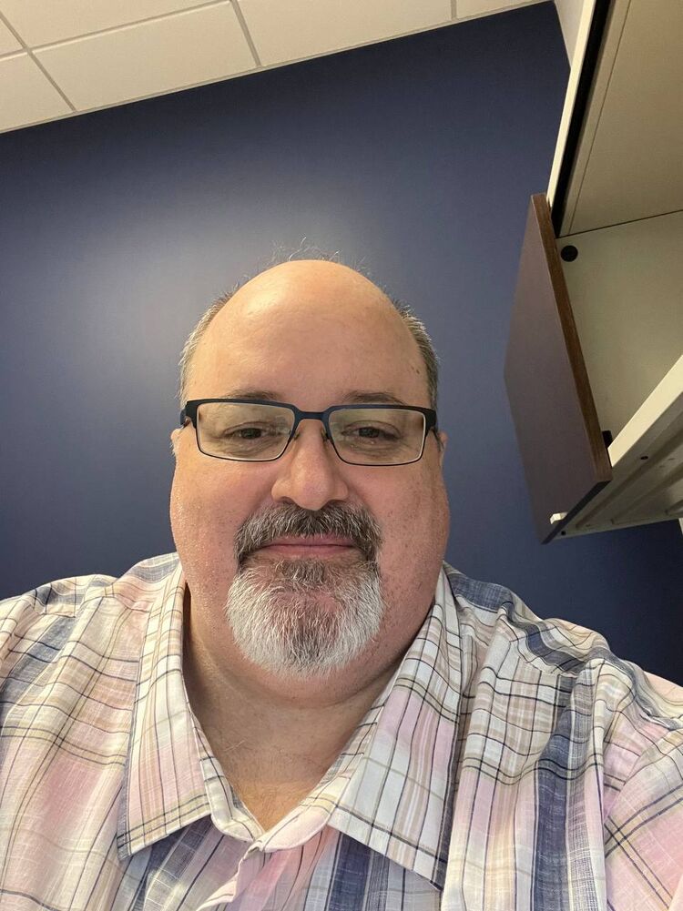 ���� 46708730 ������� Charles, 46 ���, ���� ���������� � ������