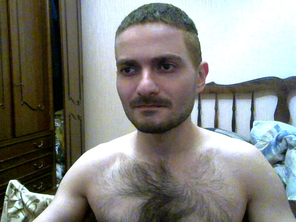  45819210  Toni, 40 ,    