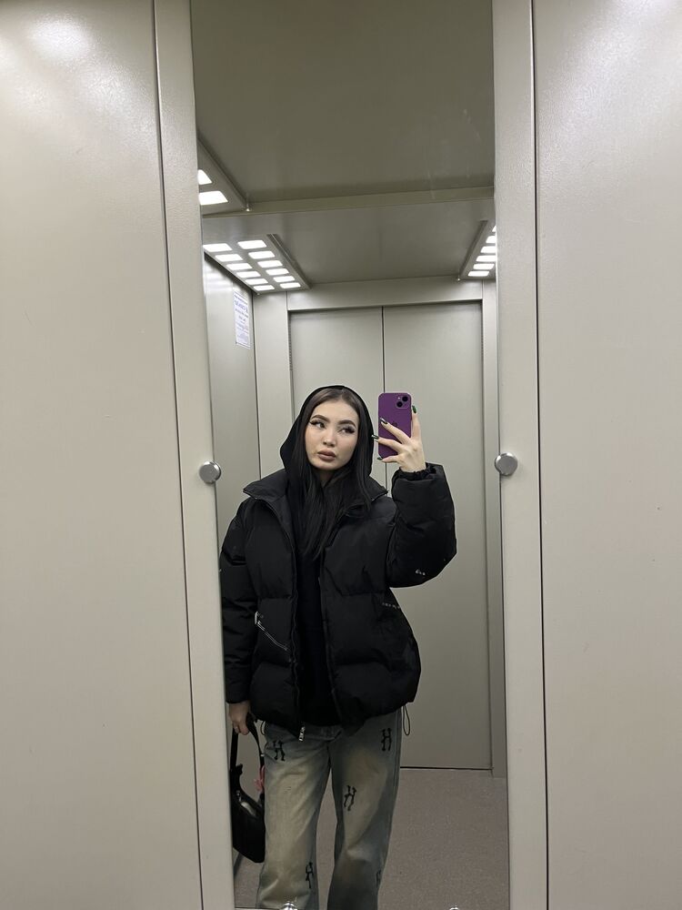  ,   Sakura, 22 ,   ,   