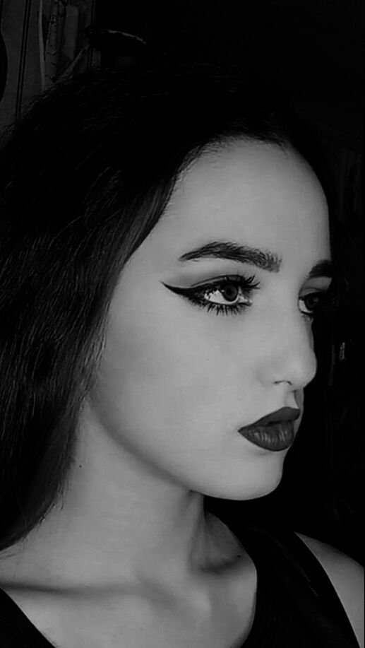  -,   , 21 ,   ,   