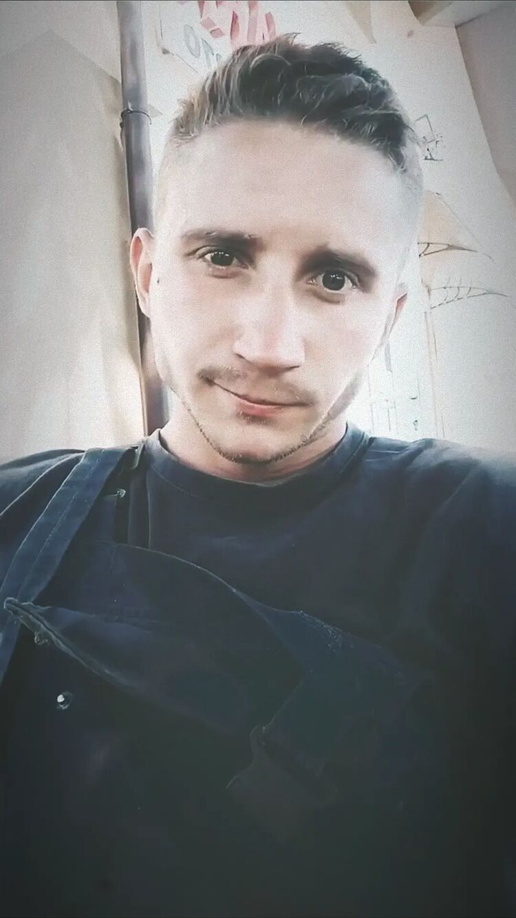  25531930  Nazar, 26 ,    Koluszki