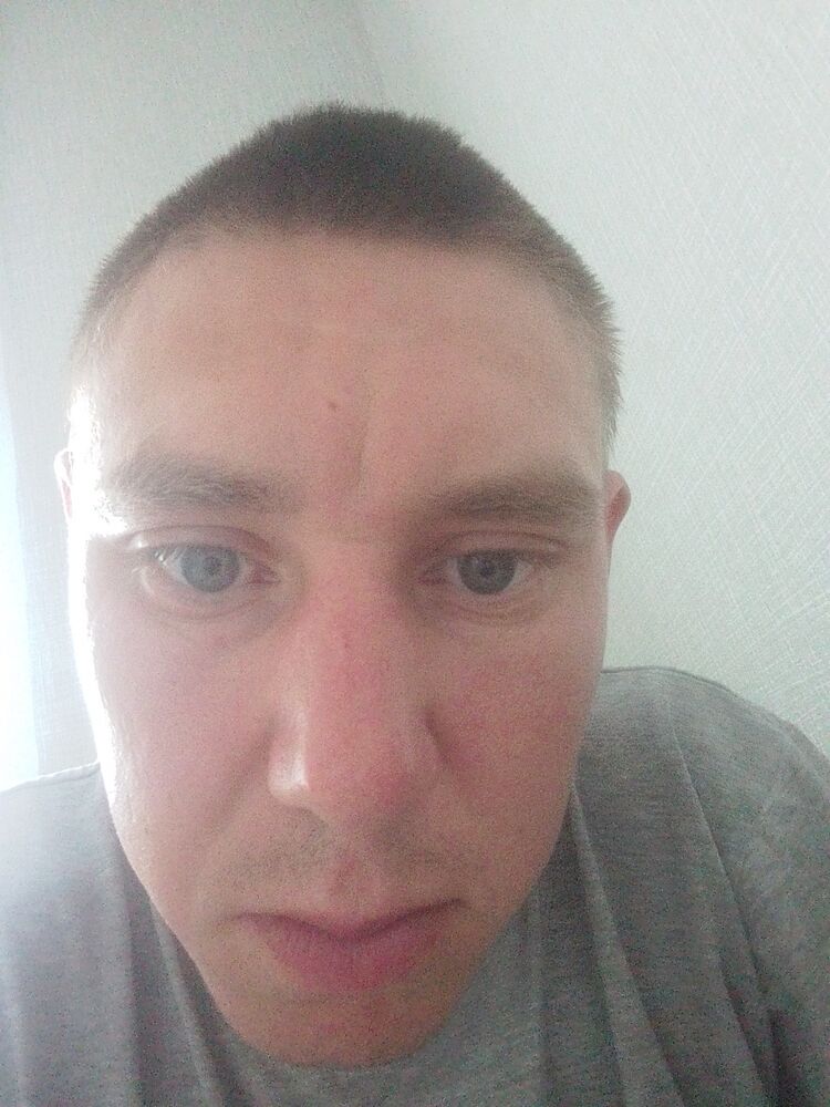  44879330  , 35 ,    