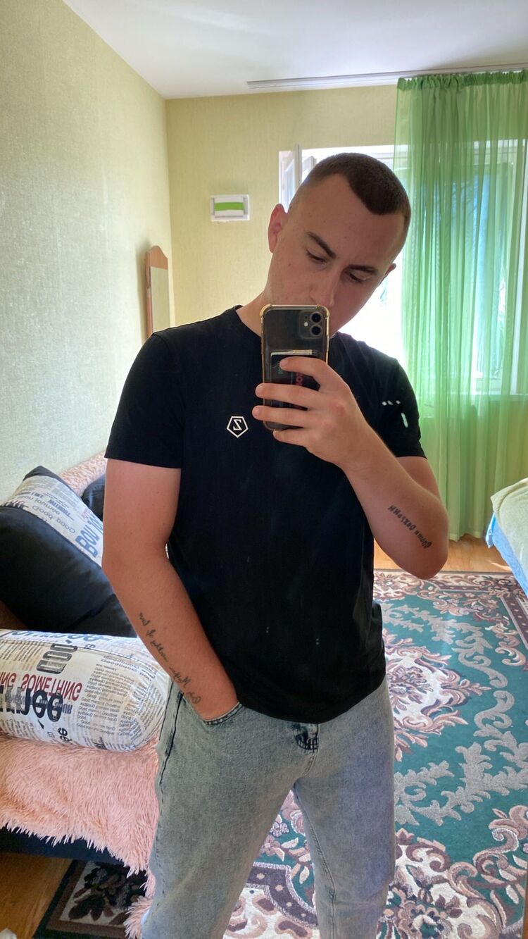  37934010  , 22 ,    