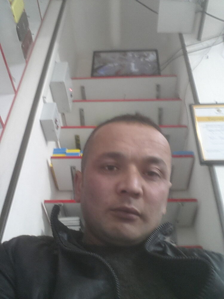  18307070  Xurshid, 34 ,    