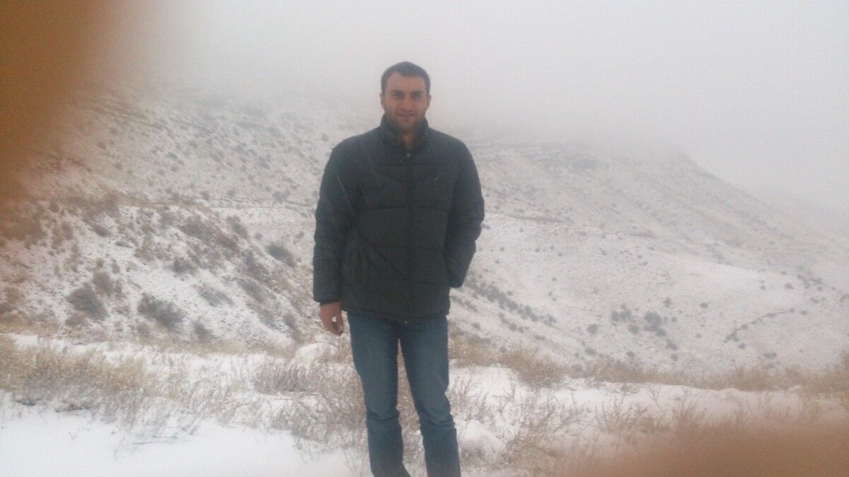  5295450  Arman, 38 ,    