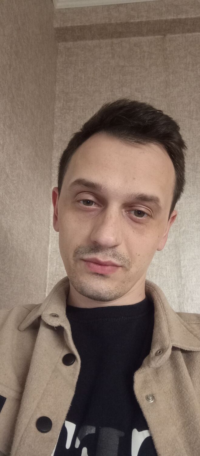 42733330  , 32 ,    