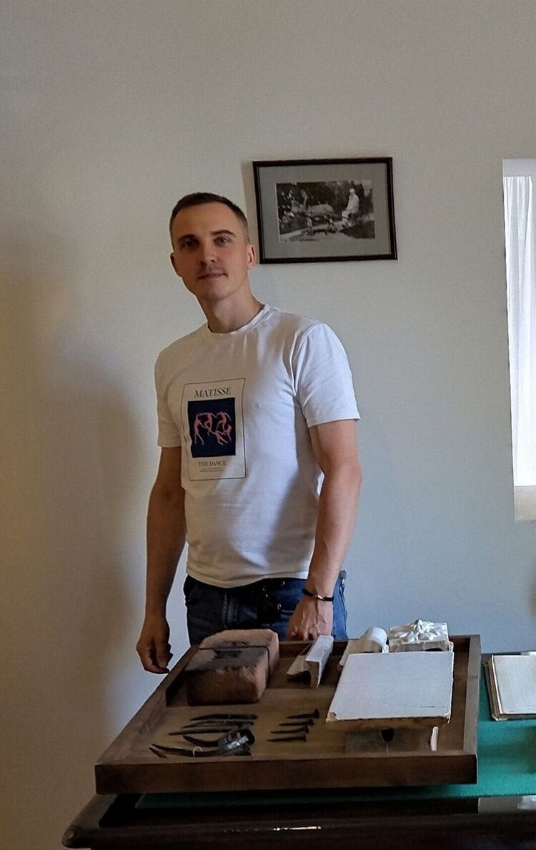  49185880  , 38 ,    