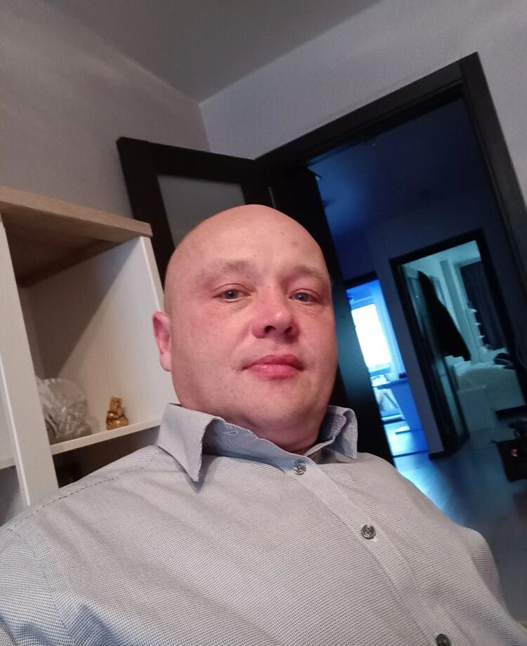  45406690  , 42 ,    