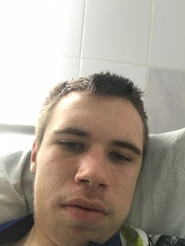 32798590  , 25 ,    