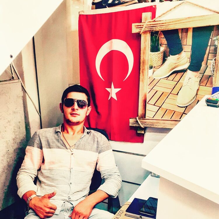  Alanya,   Bayram, 34 ,   ,   , c 