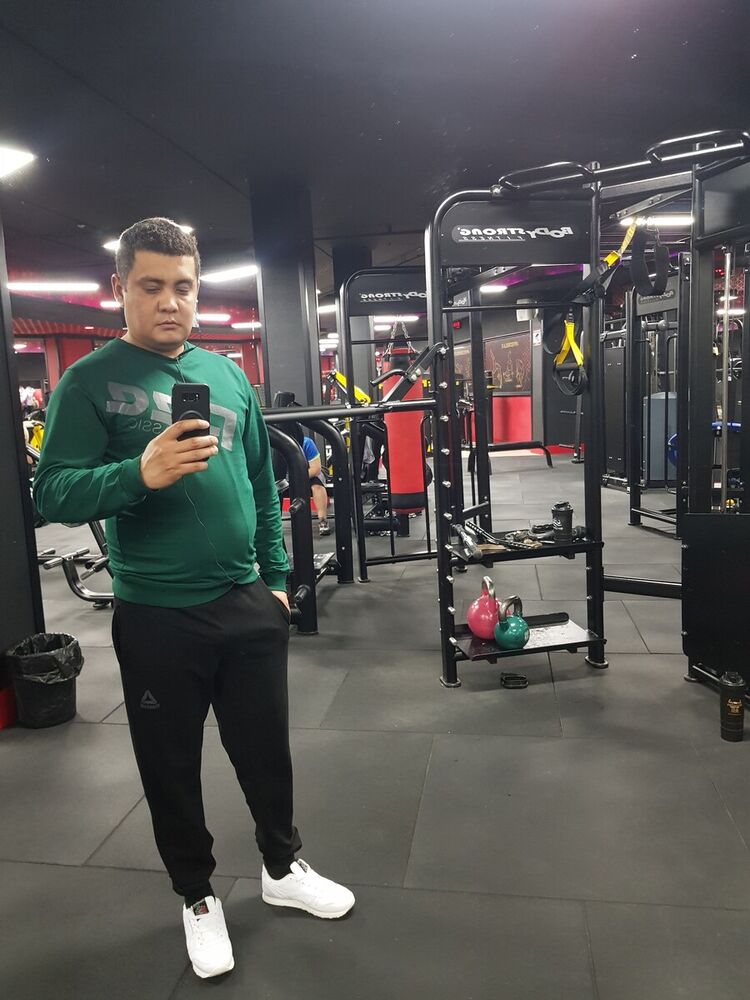  ,   Farrux, 34 ,   ,   , c 