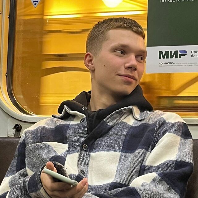  37301110  Daniil, 21 ,    -