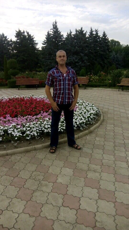  ,   Serghei, 48 ,   