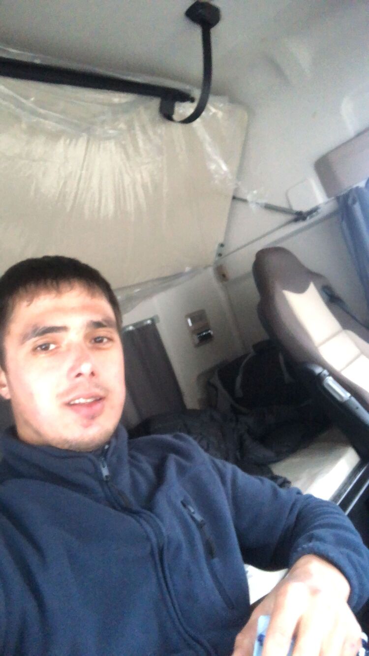  46976780  , 34 ,    