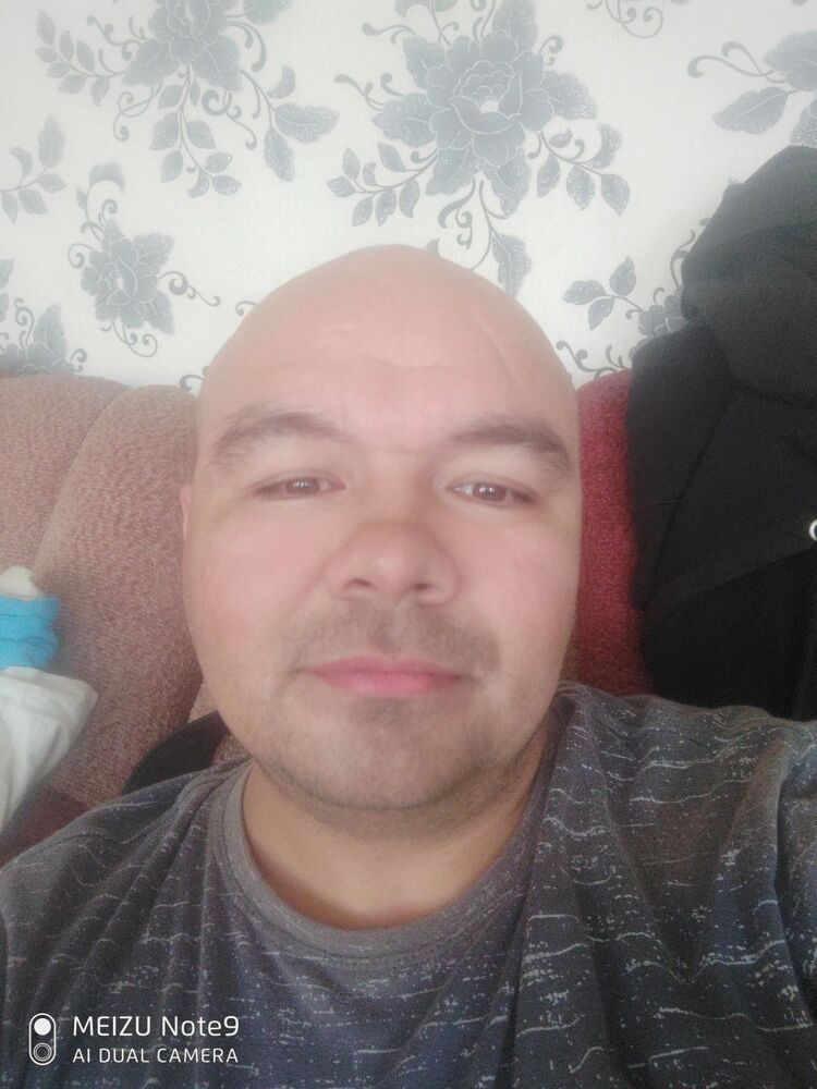  31702540  , 42 ,    