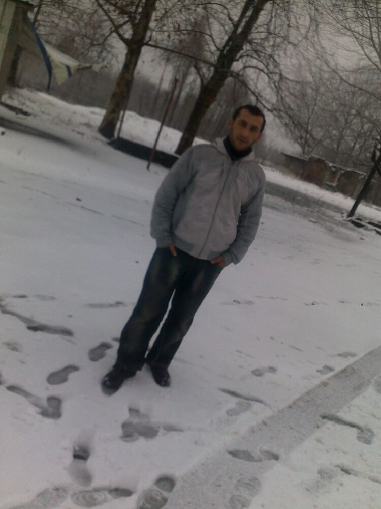  5782290  Tarieli, 37 ,    