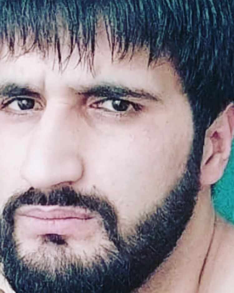  ,   Araz, 31 ,   ,   